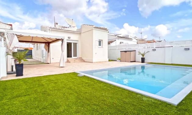 Villa - Bestaande woningen - Torrevieja - San Luis