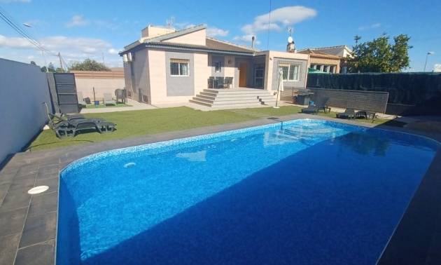 Villa - Bestaande woningen - Torrevieja - Torrevieja