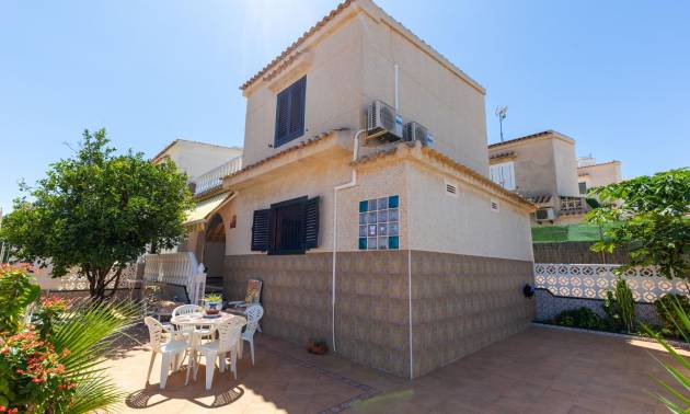 Villa - Bestaande woningen - Torrevieja - Torrevieja