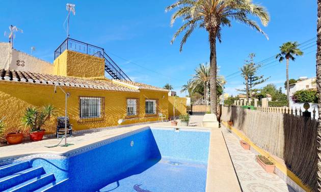 Villa - Revente - Orihuela - Orihuela Costa