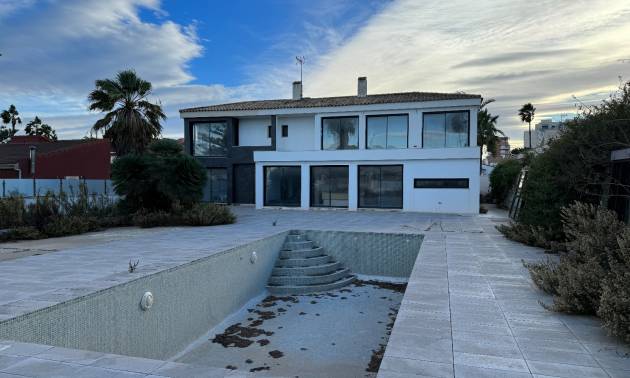 Villa - Revente - Torrevieja - Torrevieja