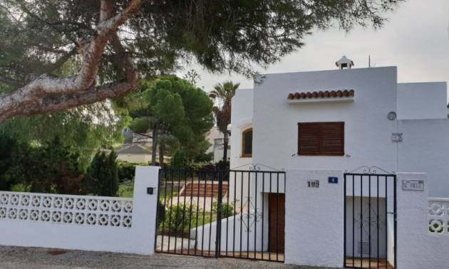 Villa - Sale - La Zenia - La Zenia