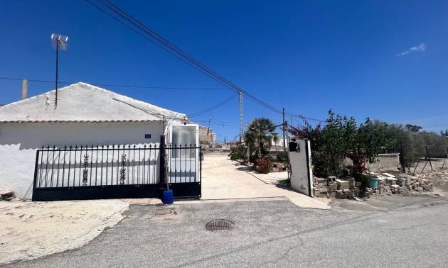 Villa - Sale - Orihuela - Torremendo