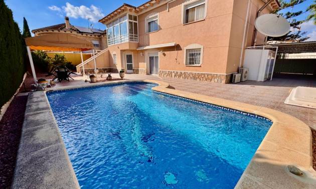 Villa - Venta - Benferri - Benferri