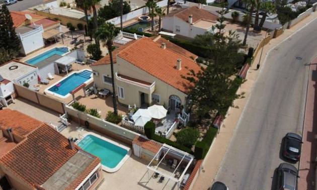 Villa - Venta - Torrevieja - Torrevieja
