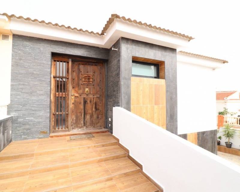 Venta - Villa - Torrevieja - Los balcones