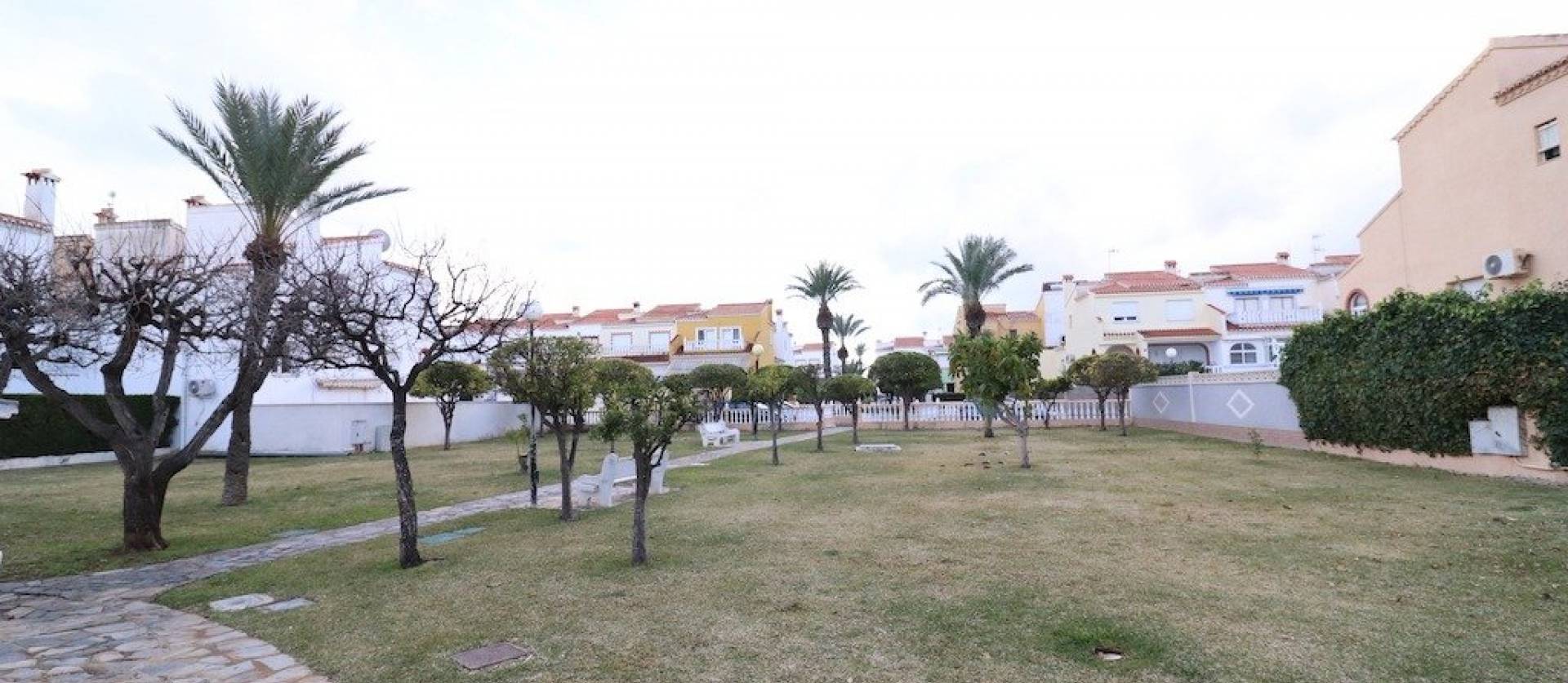 Sale - Terraced house - Torrevieja - Torretas