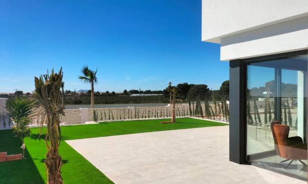 Nueva construcción  - Villa - El Pinar de Campoverde - Lo Romero Golf Course