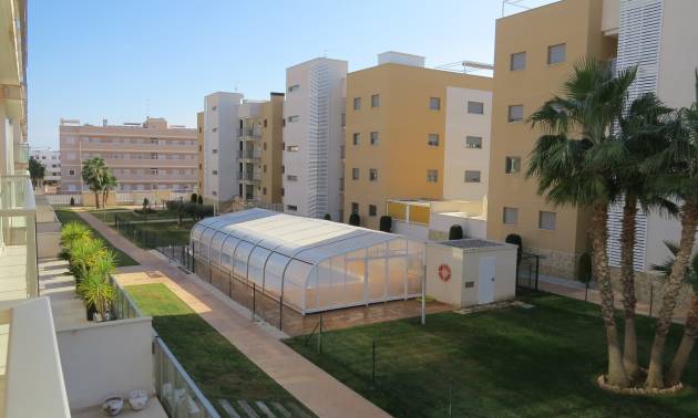 Sale - Apartment / flat - Orihuela Costa - Villamartín