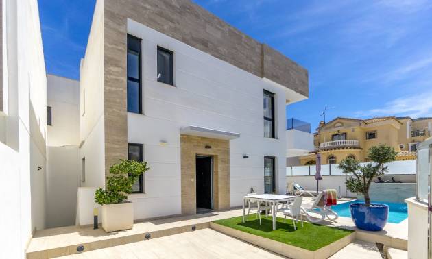 Sale - Villa - Orihuela Costa - Urbanización Blue Lagoon y T-2 Filipinas Oeste