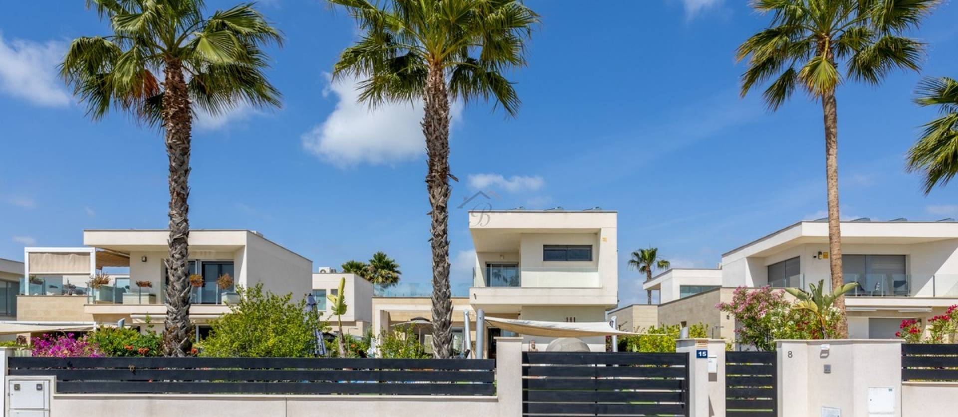 Venta - Villa - Orihuela