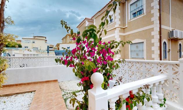 Sale - Townhouse - Orihuela Costa - Villamartín