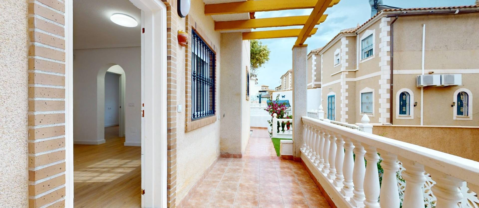 Sale - Townhouse - Orihuela Costa - Villamartín