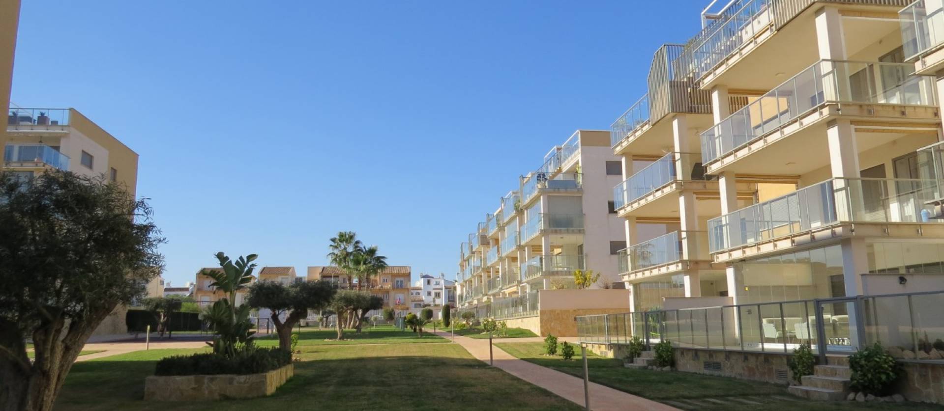 Revente - Apartment - Villamartin