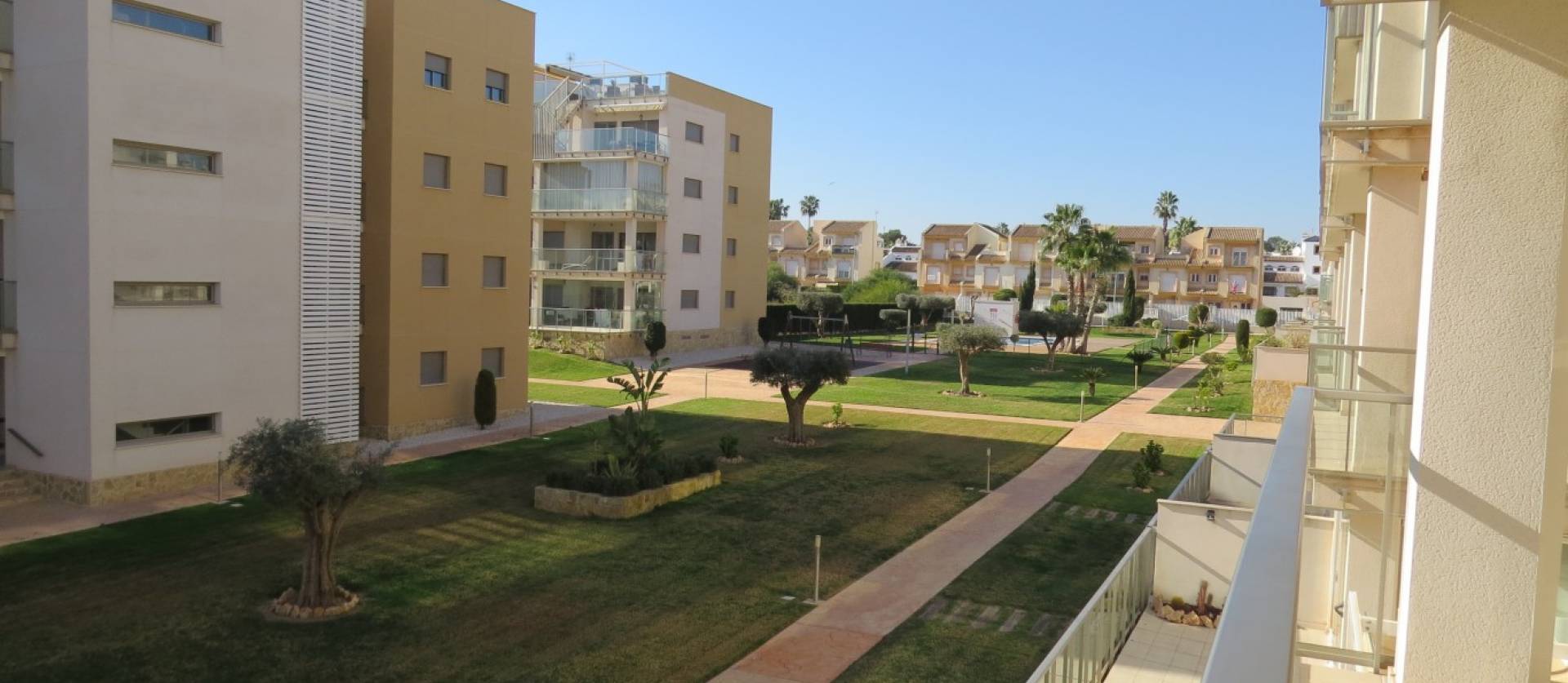 Revente - Apartment - Villamartin