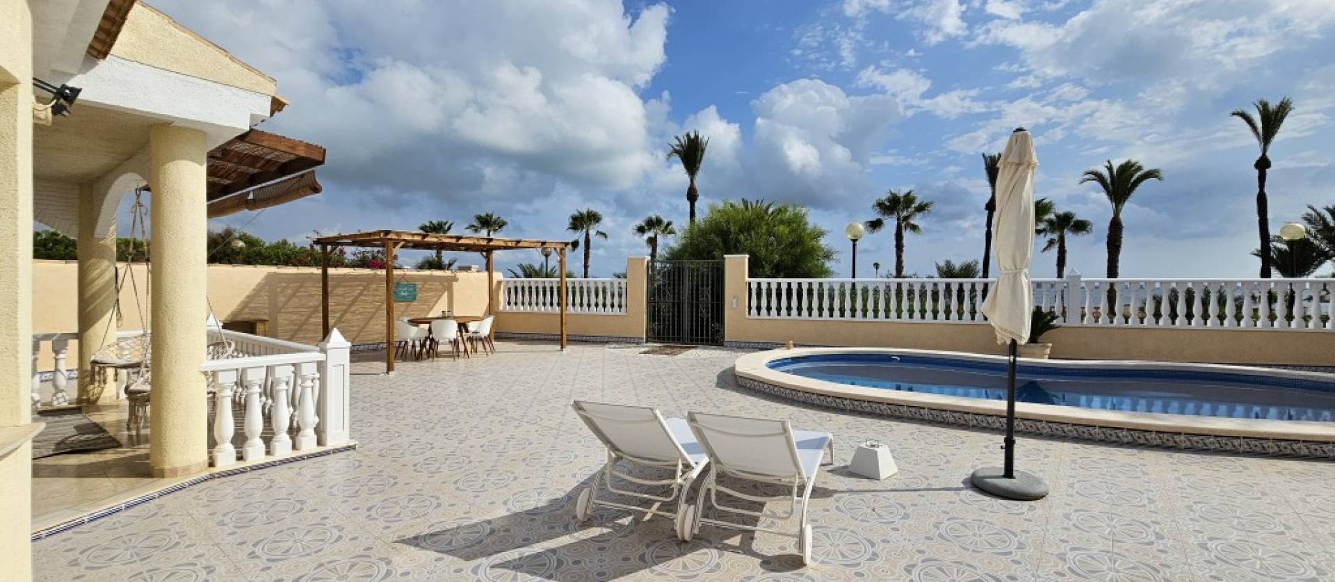 Bestaande woningen - Villa - Estrella del Mar - Estrella De Mar