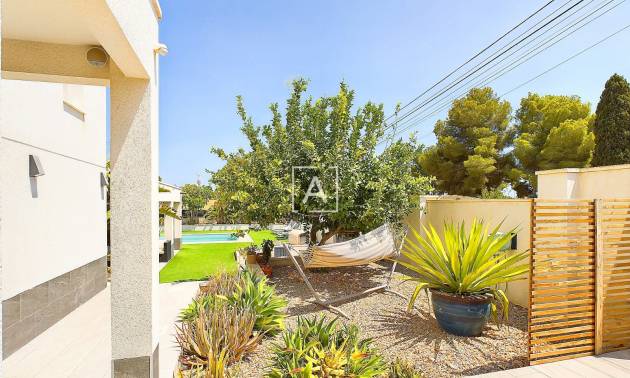 Venta - Detached Villa - Pinar de Campoverde