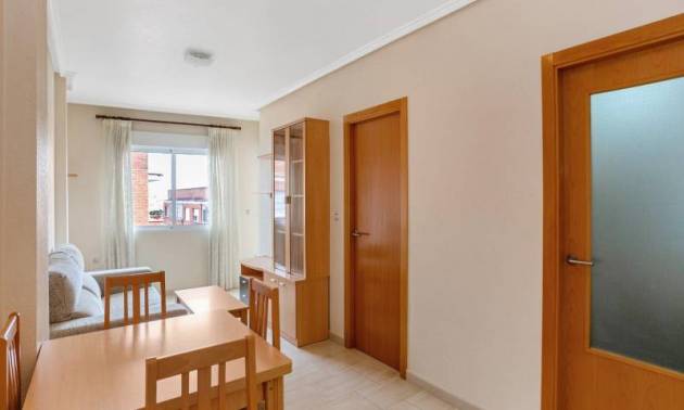 Sale - Flat - Torrevieja - Centro