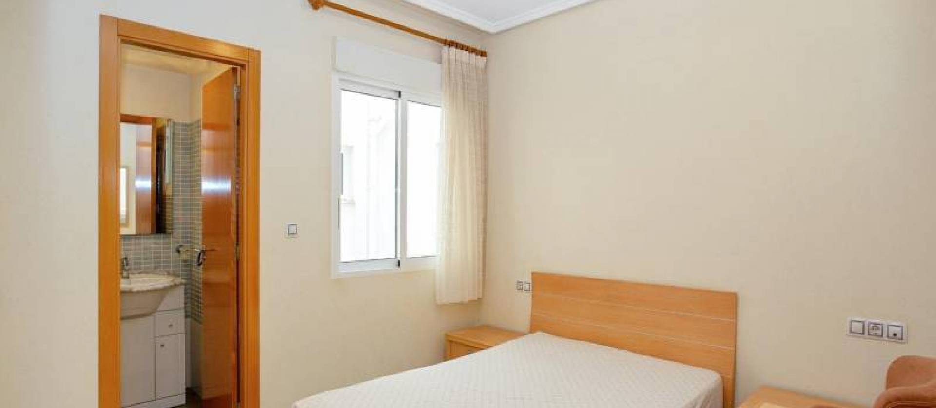 Sale - Flat - Torrevieja - Centro