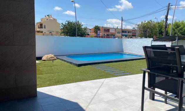 Venta - Villa - Torrevieja