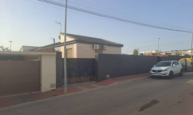 Venta - Villa - Torrevieja