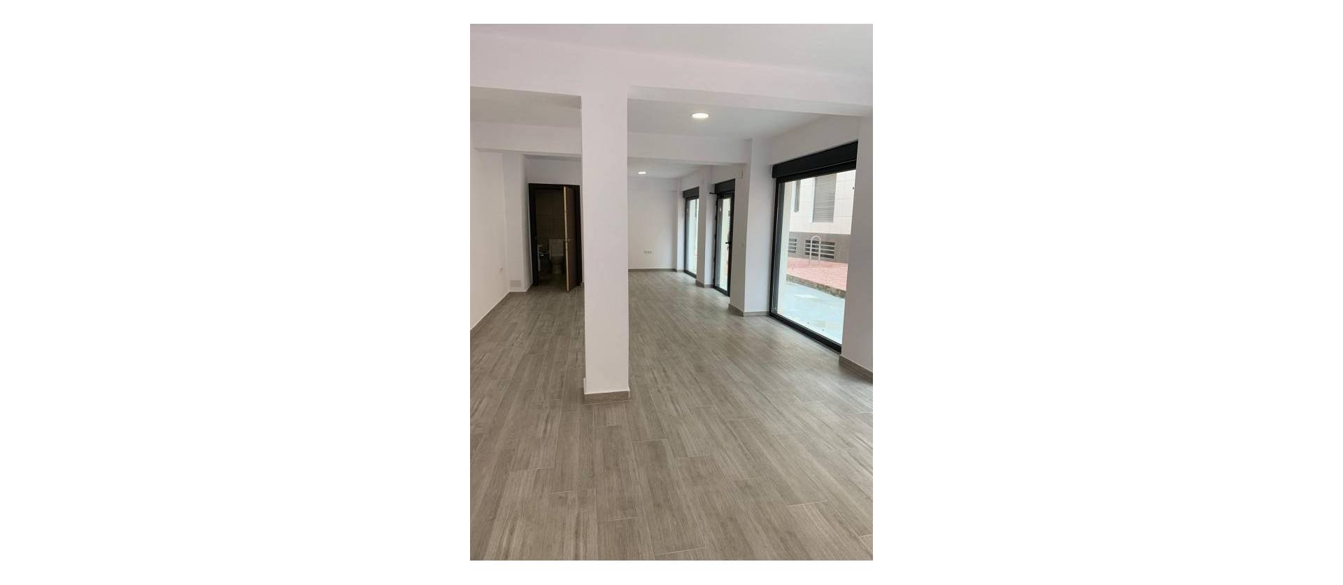 Sale - Commercial - Guardamar del Segura