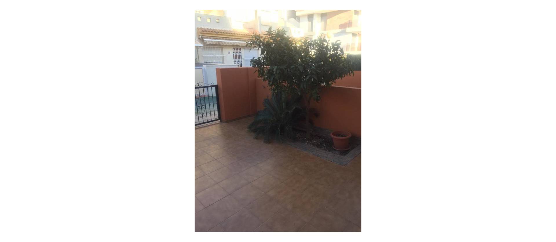 Sale - Bungalow - Dehesa de Campoamor