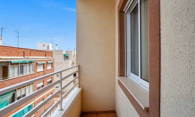 Sale - Apartment - Torrevieja - Center