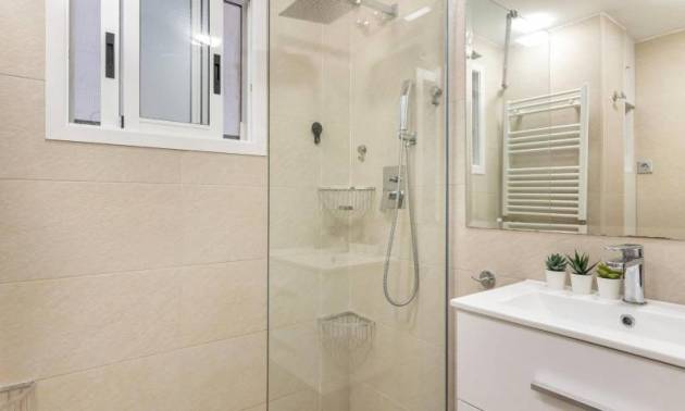 Venta - Apartment - Torrevieja - Center