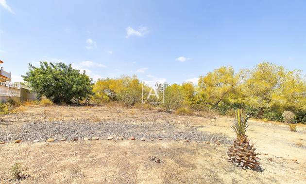 Venta - Semi Detached - Pinar de Campoverde