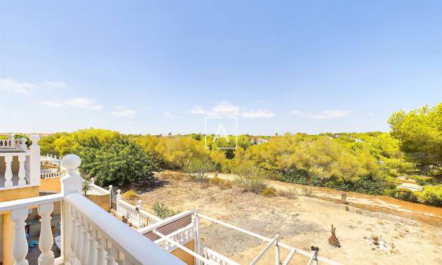 Venta - Semi Detached - Pinar de Campoverde