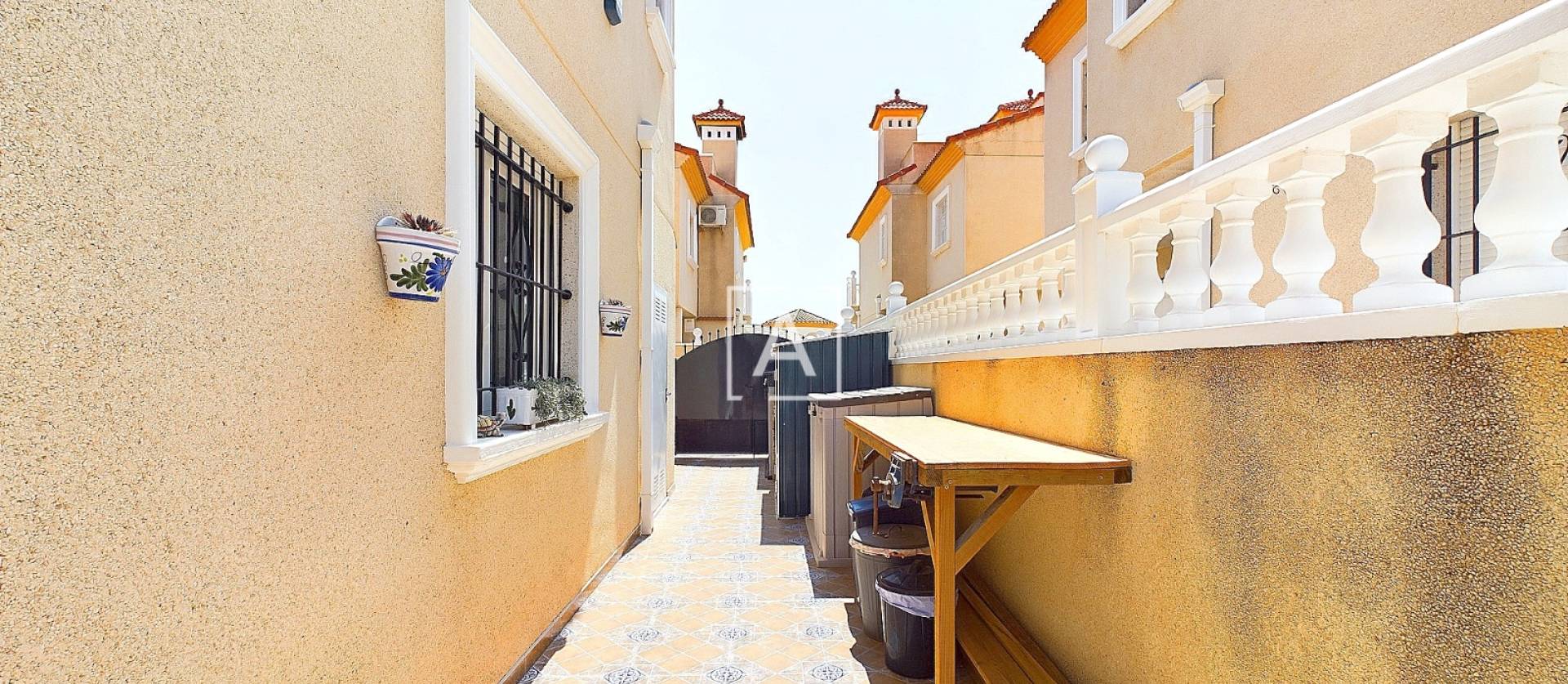 Venta - Semi Detached - Pinar de Campoverde