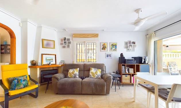 Venta - Semi Detached - Pinar de Campoverde