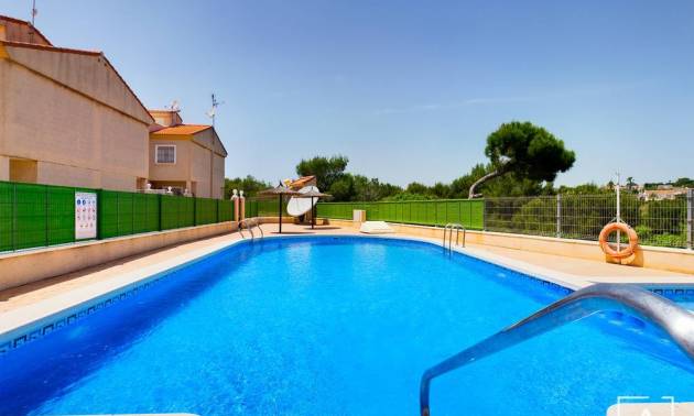 Venta - Semi Detached - Pinar de Campoverde