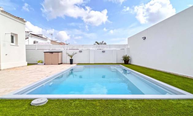 Venta - Villa - Torrevieja - San Luis