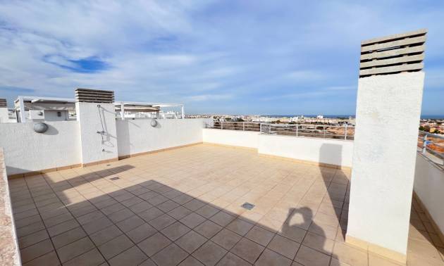 Sale - Apartment - Lomas de Campoamor