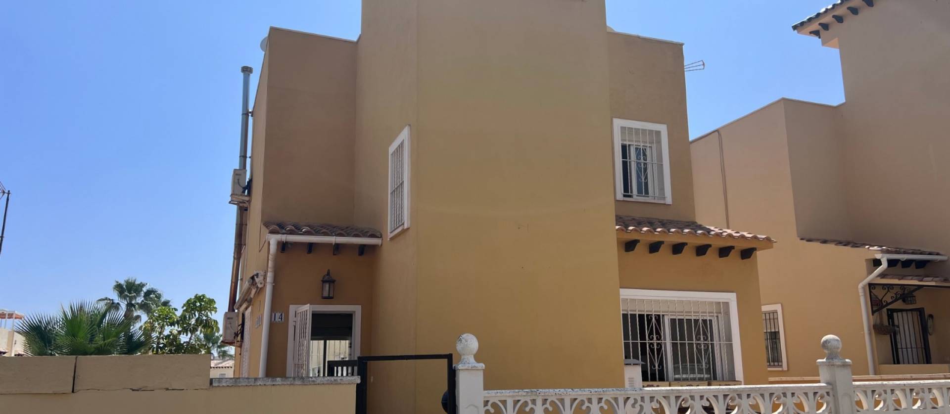 Bestaande woningen - Villa - Orihuela - Villamartín