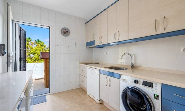 Sale - Townhouse - Torrevieja - Lago Jardin