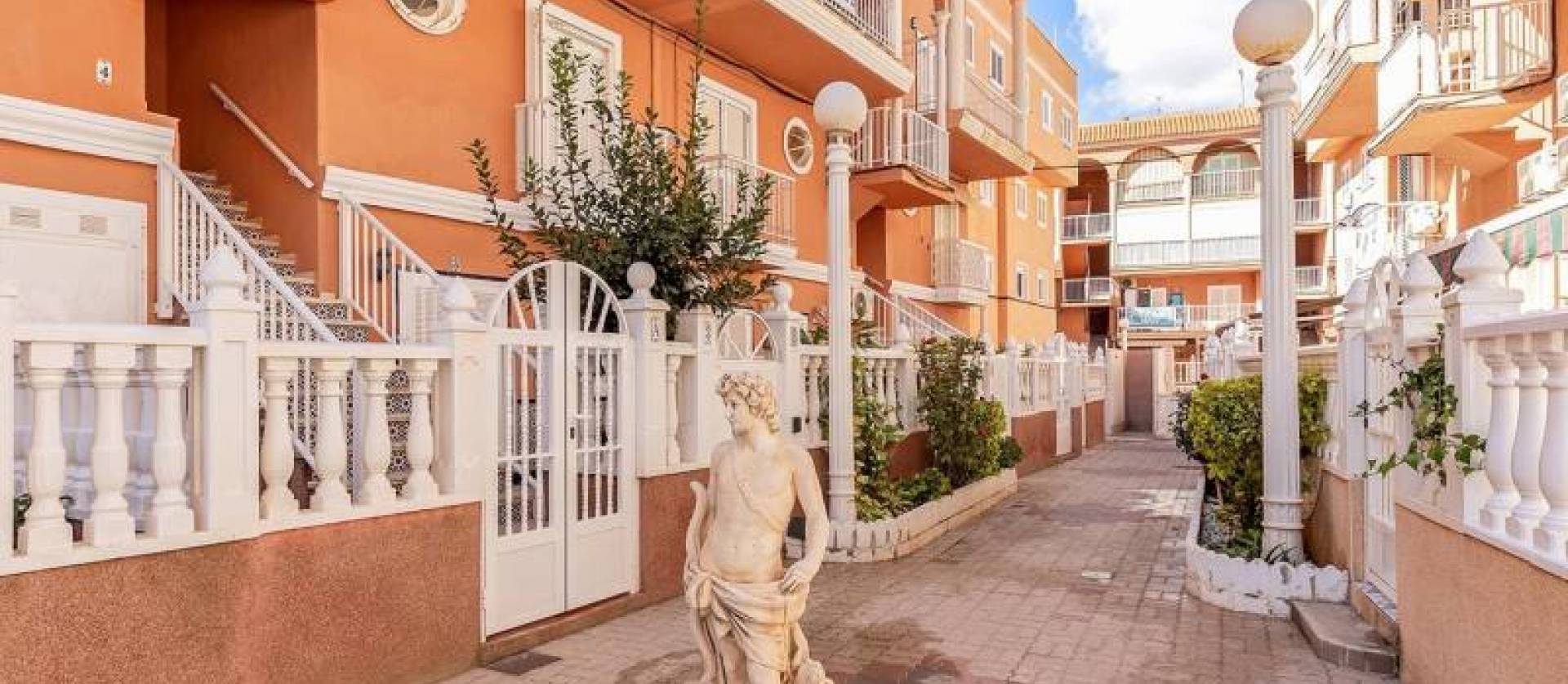 Sale - Apartment - Torrevieja - La Mata