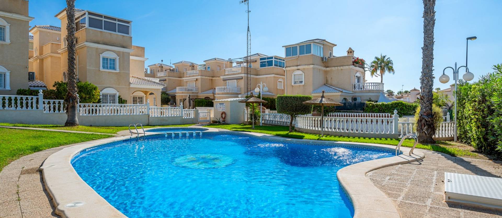 Bestaande woningen - Villa - Orihuela - Los Altos