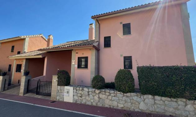 Sale - Villa - Algorfa - La Finca Golf