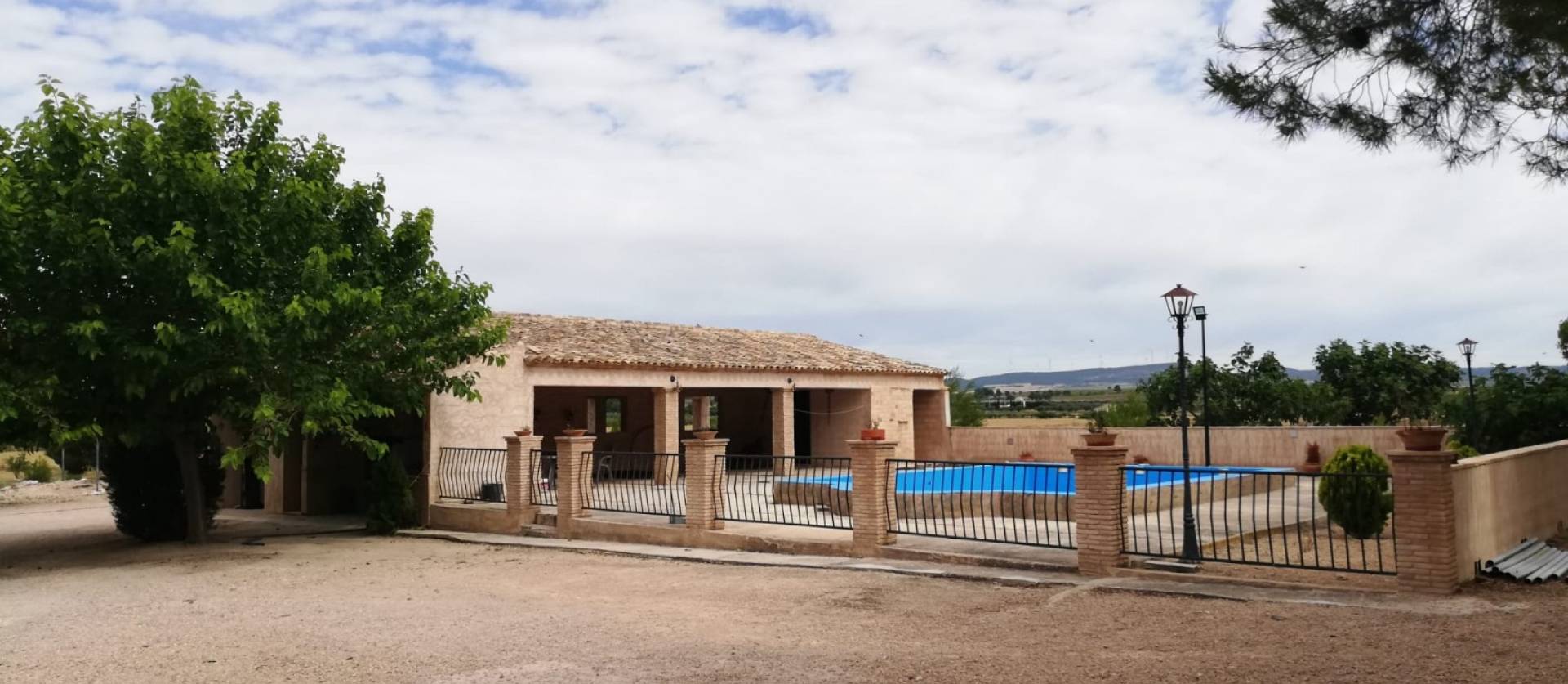 Sale - Villa - Yecla