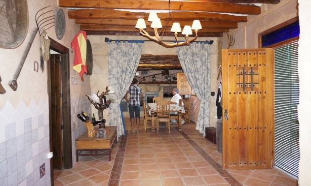 Sale - Country House - Yecla