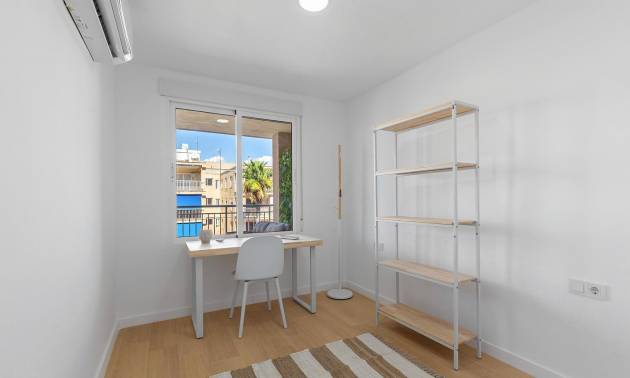 Venta - Apartment - Torrevieja