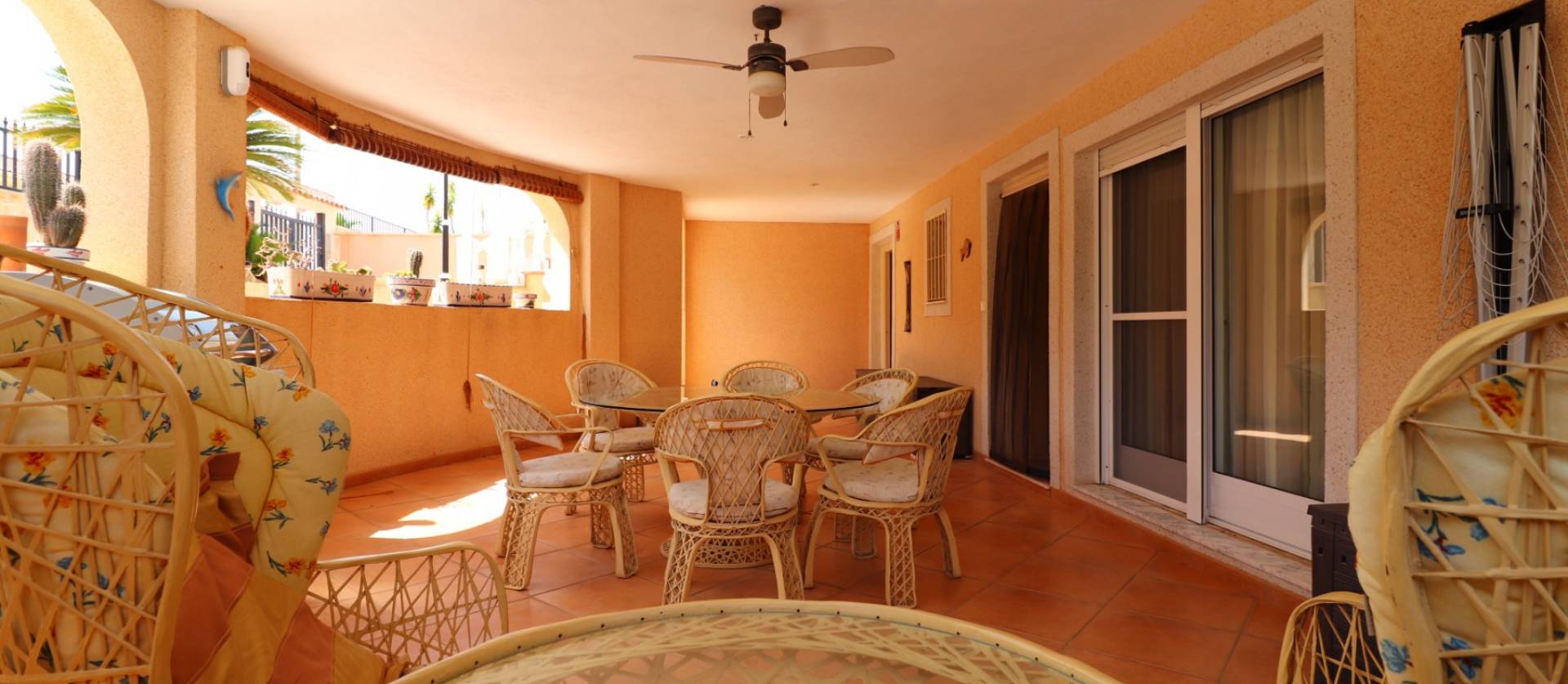 Sale - Villa - Benimar