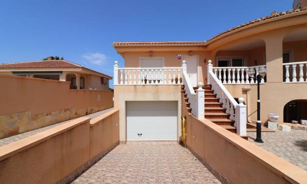 Sale - Villa - Benimar