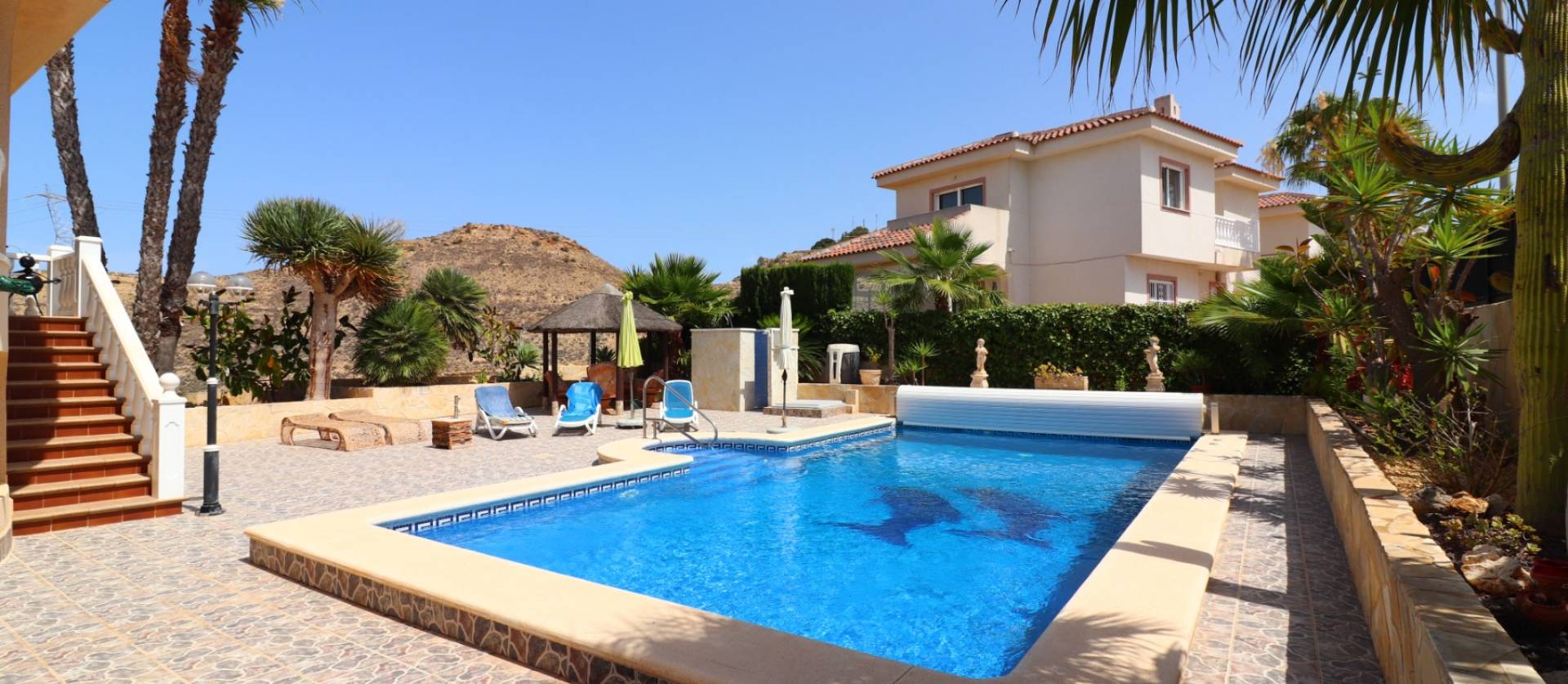 Sale - Villa - Benimar