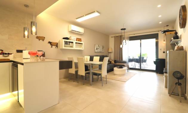 Bestaande woningen - Appartment - Guardamar del Segura