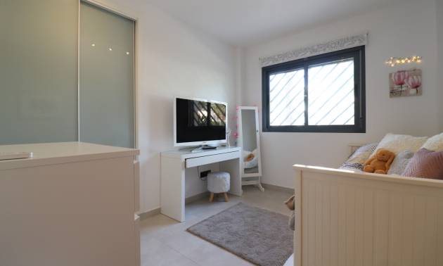 Bestaande woningen - Appartment - Guardamar del Segura