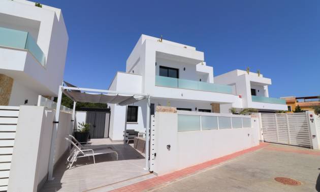 Venta - Villa - Los Montesinos